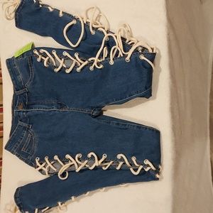 NWOT Women's Shein Lace Up  Skinny Jeans Size 29W/ 32L